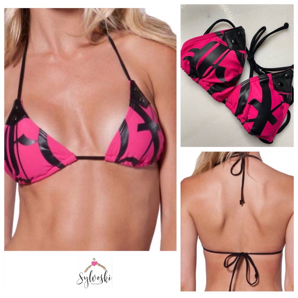 SOLD 🌊Fox Racing Held Up Triangle Bikini Top